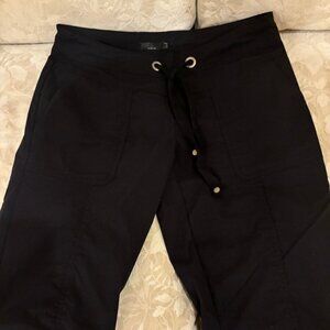 Prana Women’s Bliss Knicker Hiking Shorts. Size Small, Black